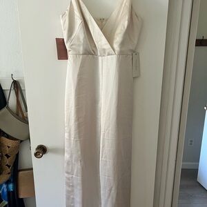 Monique Elegant Cream Sleeveless Jumpsuit